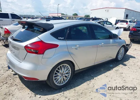2018 Ford Focus Se z USA, uszkodzony, nr VIN 1FADP3K2XJL226128